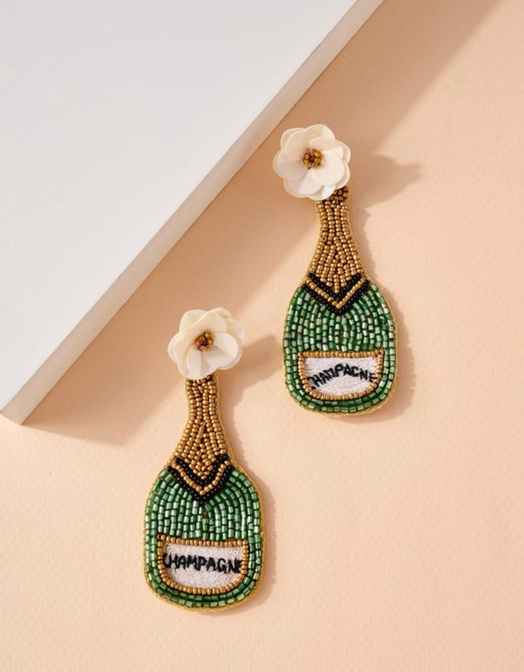 CHAMPAGNE GREEN EARRINGS