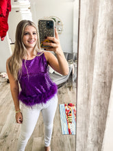 Cargar imagen en el visor de la galería, SEQUIN FEATHER TOP
