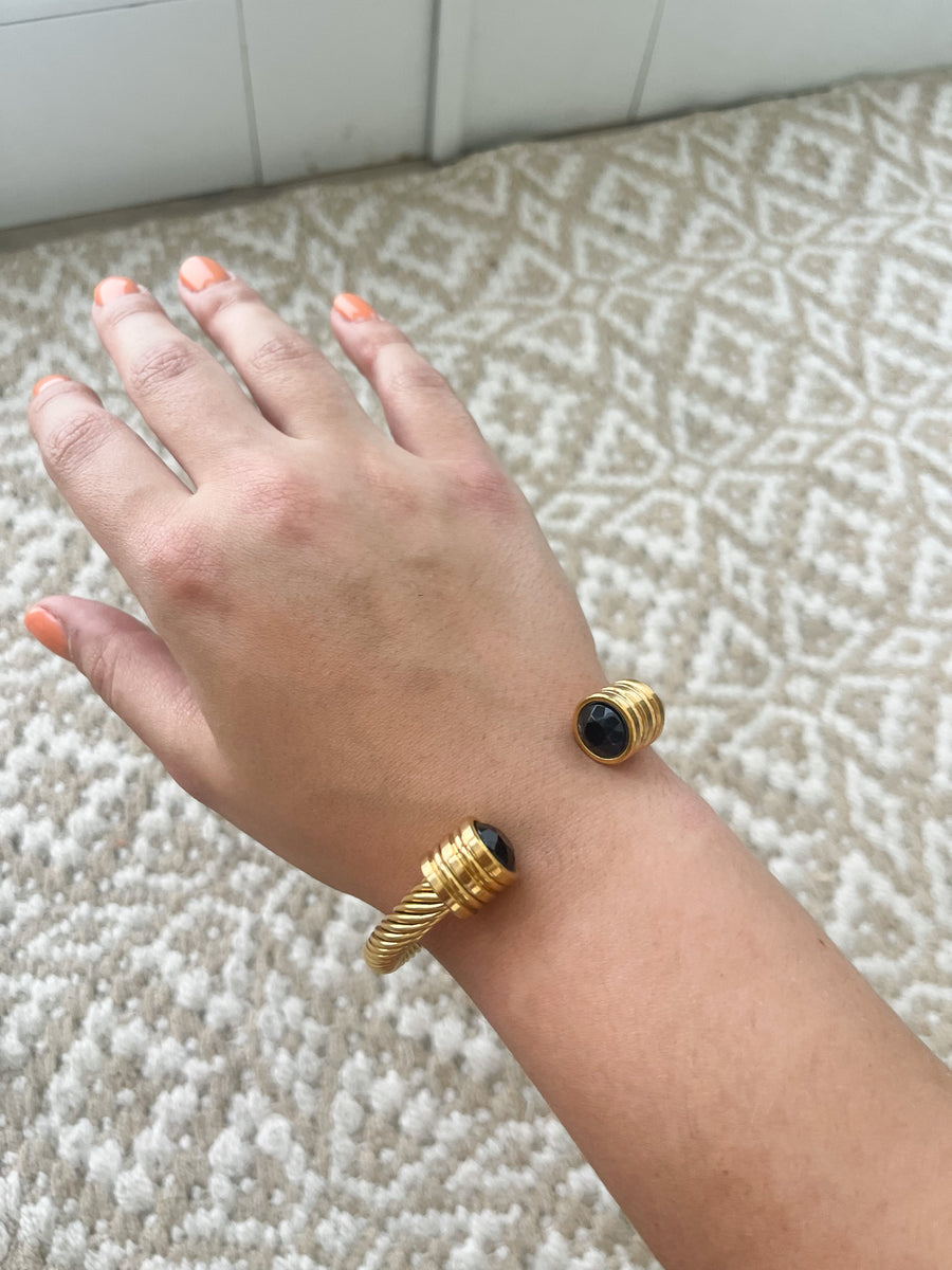 GOLD CABLE BANGLE