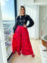 Load image into Gallery viewer, ELEGANT SEQUIN CROP TOP
