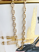 Load image into Gallery viewer, D CHAIN LINK STYLE NECKLACE
