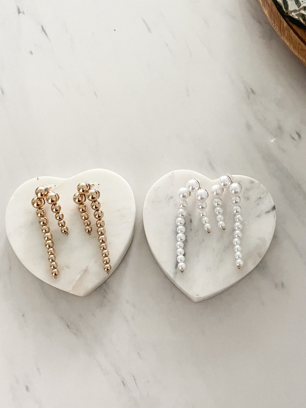 ELEGANT BALL EARRINGS