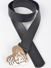 Cargar imagen en el visor de la galería, HAMMERED HEART SHAPE BUCKLE BELT *PLUS SIZE*
