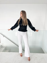 Cargar imagen en el visor de la galería, METALLIC PLEATHER SMOCKED BODICE TOP
