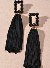 Cargar imagen en el visor de la galería, TASSEL EARRINGS
