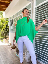 Cargar imagen en el visor de la galería, SOLID MOCK NECK CAFTAN BLOUSE
