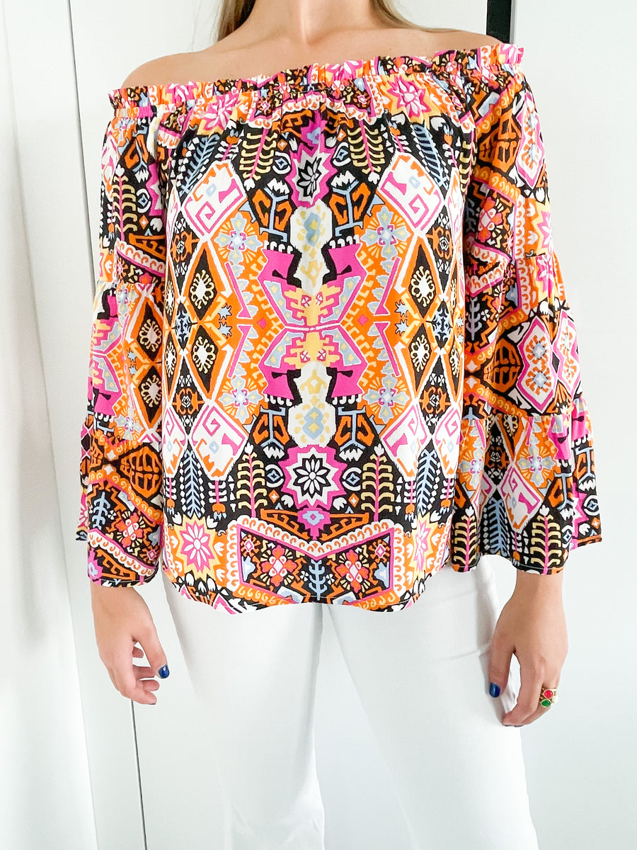 BLACK PRINTED OFF SHOULDER TOP
