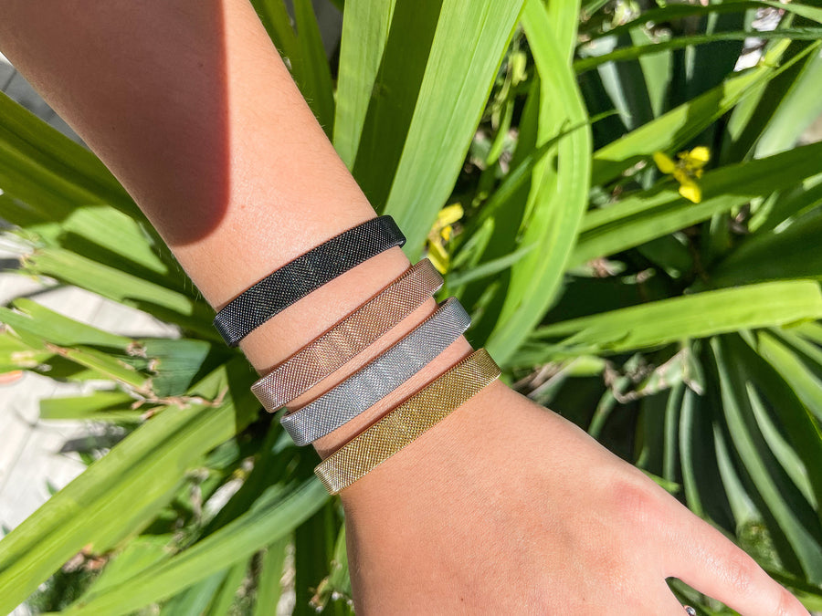 SOLID COLOR BANGLE