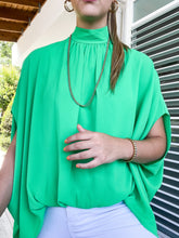 Cargar imagen en el visor de la galería, SOLID MOCK NECK CAFTAN BLOUSE
