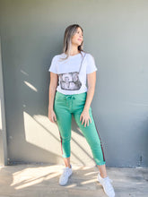 Cargar imagen en el visor de la galería, GREEN RED STRIPE JOGGERS
