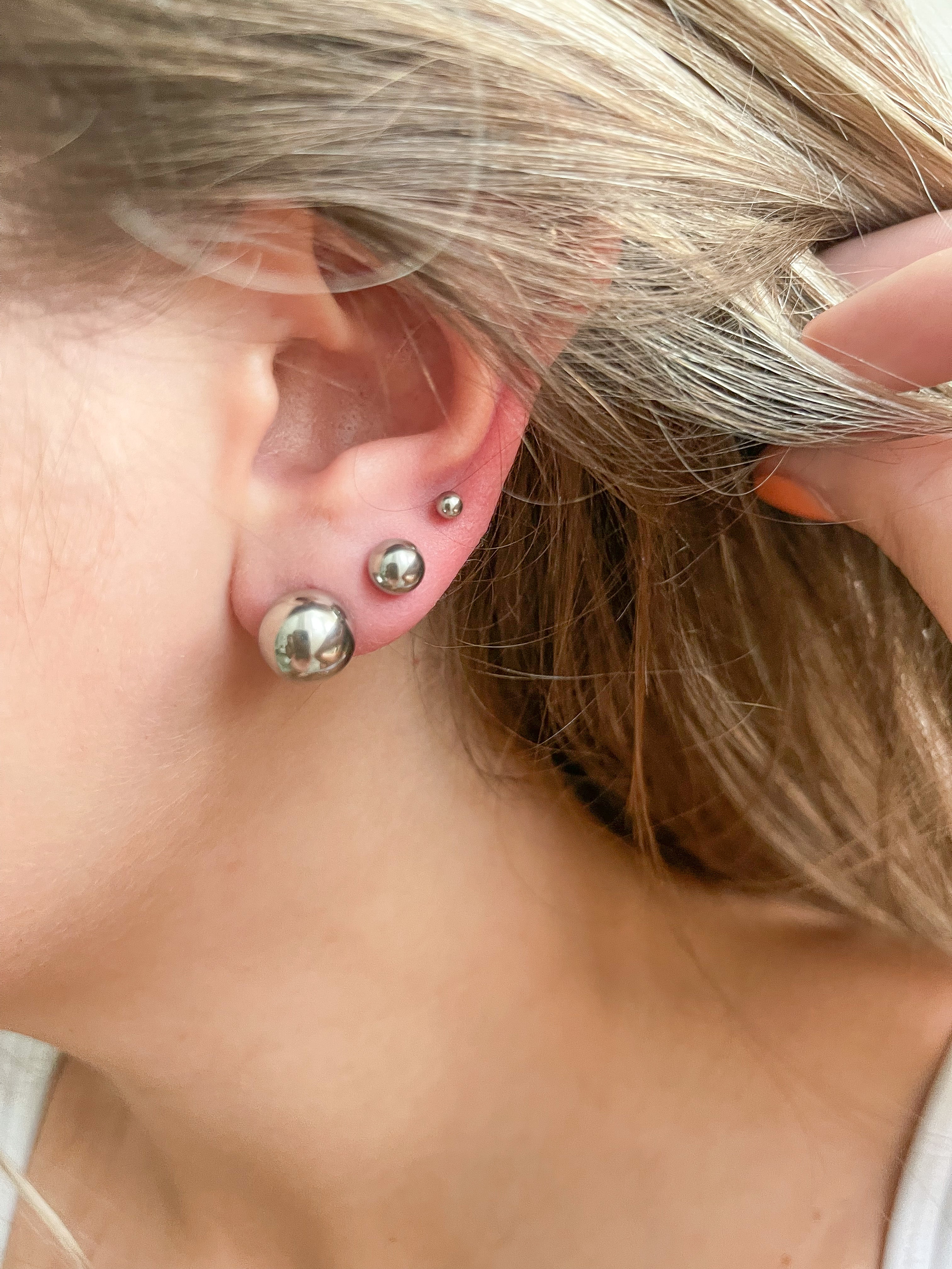 SILVER BALL STUD EARRINGS