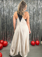 Load image into Gallery viewer, 2 TONE SLEEVELESS HIGH LOW DRESS
